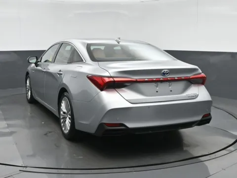 More photos of 2021 Toyota Avalon Hybrid Limited at Sullivan Auto Trading Fredericksburg, VA