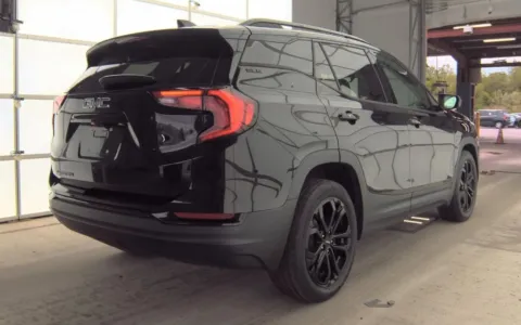 More photos of 2020 GMC Terrain SLE at Sullivan Auto Trading Fredericksburg, VA