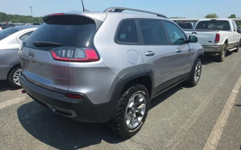 More photos of 2019 Jeep Cherokee Trailhawk at Sullivan Auto Trading Fredericksburg, VA