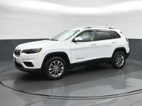 Another view of 2019 Jeep Cherokee Latitude Plus for sale in Fredericksburg, VA at Sullivan Auto Trading Fredericksburg
