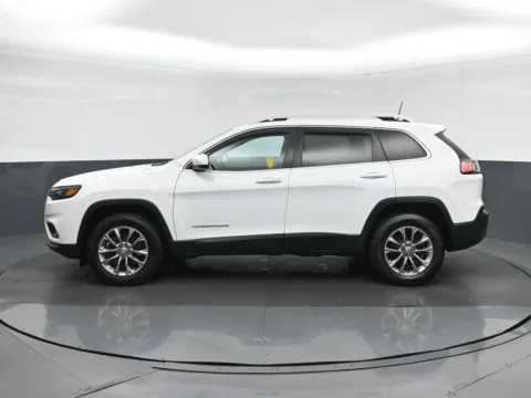 More photos of 2019 Jeep Cherokee Latitude Plus at Sullivan Auto Trading Fredericksburg, VA