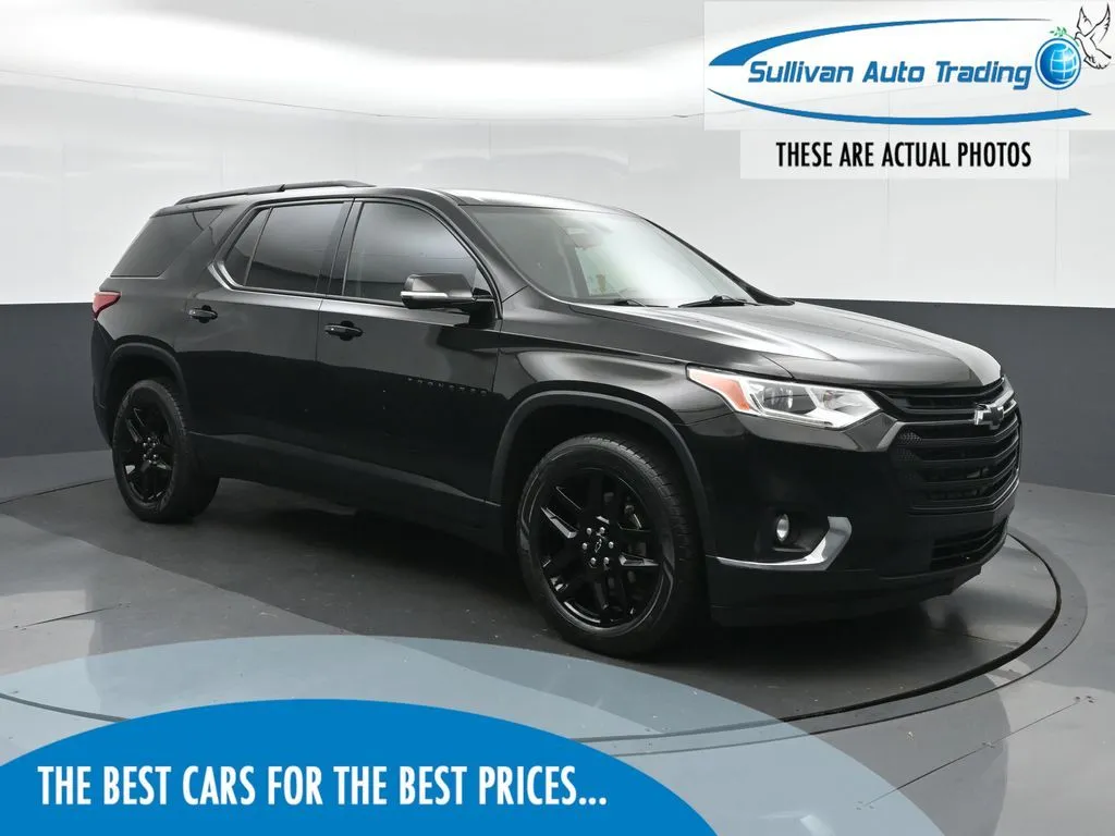 Black 2019 Chevrolet Traverse LT for sale in Fredericksburg, VA