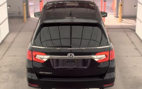 More photos of 2018 Honda Odyssey EX at Sullivan Auto Trading Fredericksburg, VA