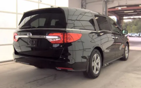 More photos of 2018 Honda Odyssey EX at Sullivan Auto Trading Fredericksburg, VA