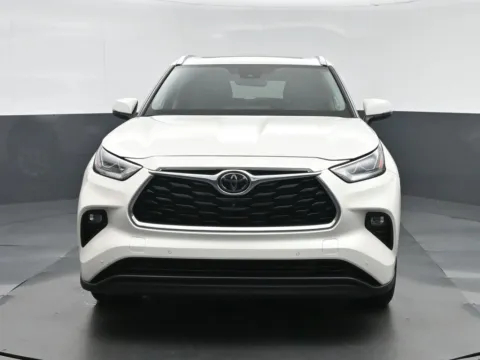 Photos of 2021 Toyota Highlander Limited for sale in Fredericksburg, VA at Sullivan Auto Trading Fredericksburg