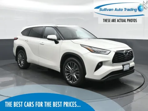 White 2021 Toyota Highlander Limited for sale in Fredericksburg, VA
