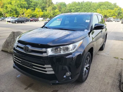 More photos of 2019 Toyota Highlander LE Plus at Sullivan Auto Trading Fredericksburg, VA