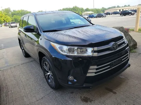 Photos of 2019 Toyota Highlander LE Plus for sale in Fredericksburg, VA at Sullivan Auto Trading Fredericksburg