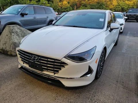 Photos of 2021 Hyundai Sonata Hybrid Limited for sale in Fredericksburg, VA at Sullivan Auto Trading Fredericksburg
