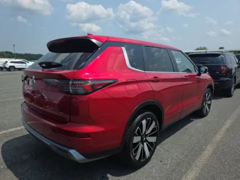 More photos of 2025 Mitsubishi Outlander at Sullivan Auto Trading Fredericksburg, VA