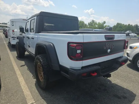 More photos of 2022 Jeep Gladiator Rubicon at Sullivan Auto Trading Fredericksburg, VA