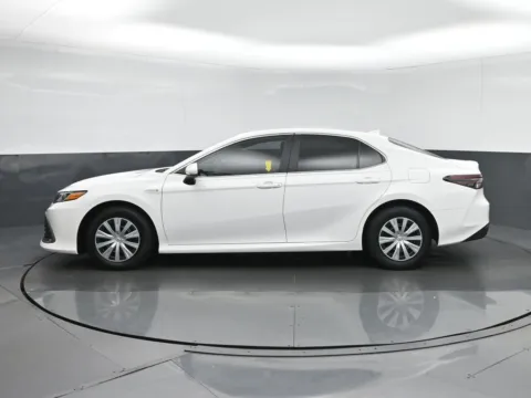 More photos of 2021 Toyota Camry Hybrid LE at Sullivan Auto Trading Fredericksburg, VA