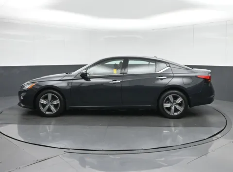 More photos of 2019 Nissan Altima 2.5 SV at Sullivan Auto Trading Fredericksburg, VA