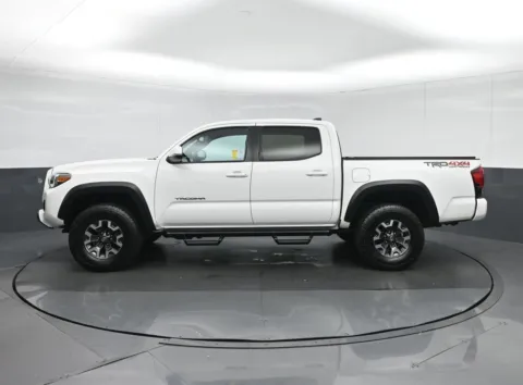 More photos of 2019 Toyota Tacoma TRD Off-Road at Sullivan Auto Trading Fredericksburg, VA