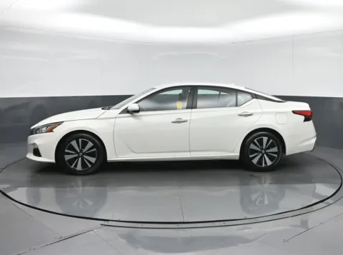 More photos of 2021 Nissan Altima 2.5 SV at Sullivan Auto Trading Fredericksburg, VA