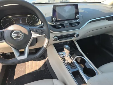 More photos of 2021 Nissan Altima 2.5 SV at Sullivan Auto Trading Fredericksburg, VA