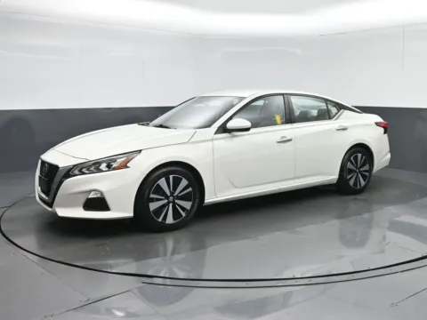 Another view of 2021 Nissan Altima 2.5 SV for sale in Fredericksburg, VA at Sullivan Auto Trading Fredericksburg