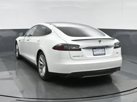 More photos of 2013 Tesla Model S Performance at Sullivan Auto Trading Fredericksburg, VA