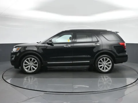 More photos of 2017 Ford Explorer Limited at Sullivan Auto Trading Fredericksburg, VA