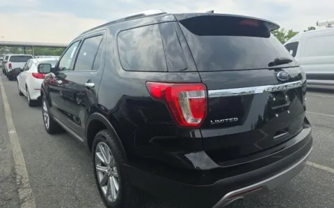 More photos of 2017 Ford Explorer Limited at Sullivan Auto Trading Fredericksburg, VA