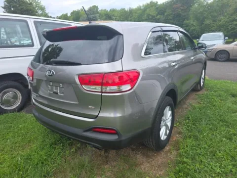 More photos of 2018 Kia Sorento L at Sullivan Auto Trading Fredericksburg, VA