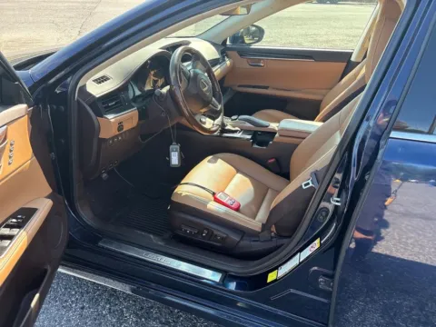 More photos of 2018 Lexus ES 350 at Sullivan Auto Trading Fredericksburg, VA