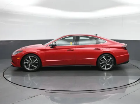 More photos of 2021 Hyundai Sonata SEL Plus at Sullivan Auto Trading Fredericksburg, VA