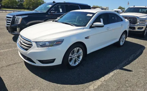 More photos of 2018 Ford Taurus SEL at Sullivan Auto Trading Fredericksburg, VA