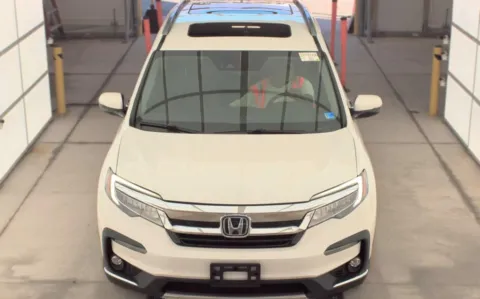 Photos of 2022 Honda Pilot Elite for sale in Fredericksburg, VA at Sullivan Auto Trading Fredericksburg