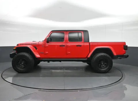More photos of 2020 Jeep Gladiator Rubicon at Sullivan Auto Trading Fredericksburg, VA