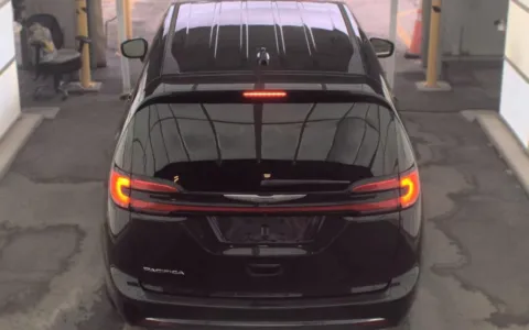 More photos of 2024 Chrysler Pacifica Touring L at Sullivan Auto Trading Fredericksburg, VA