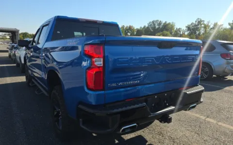 More photos of 2022 Chevrolet Silverado 1500 LT Trail Boss at Sullivan Auto Trading Fredericksburg, VA