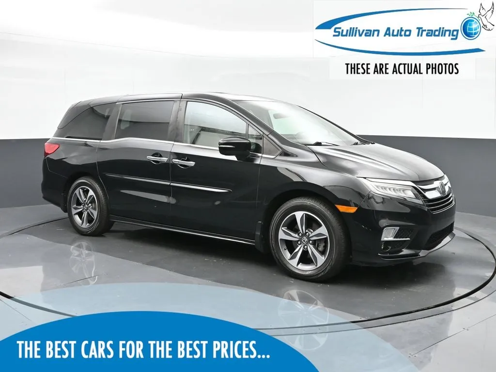 Used 2018 Honda Odyssey Touring for sale in Fredericksburg, VA at