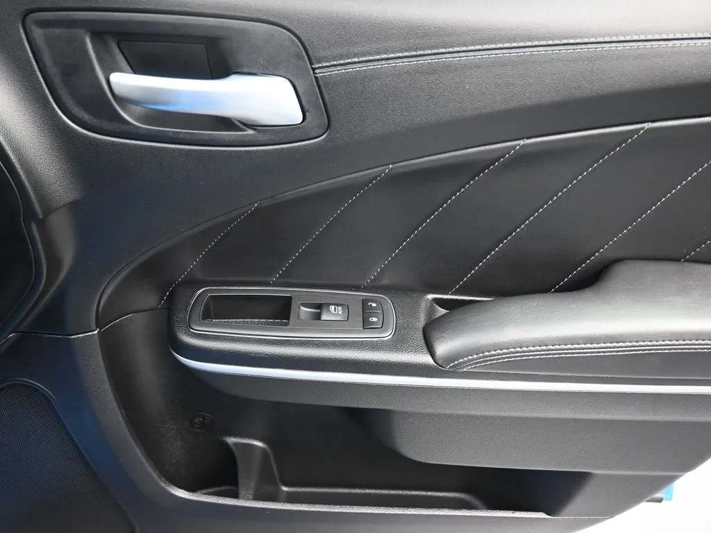 2023 Dodge Charger Scat Pack - Photo 38