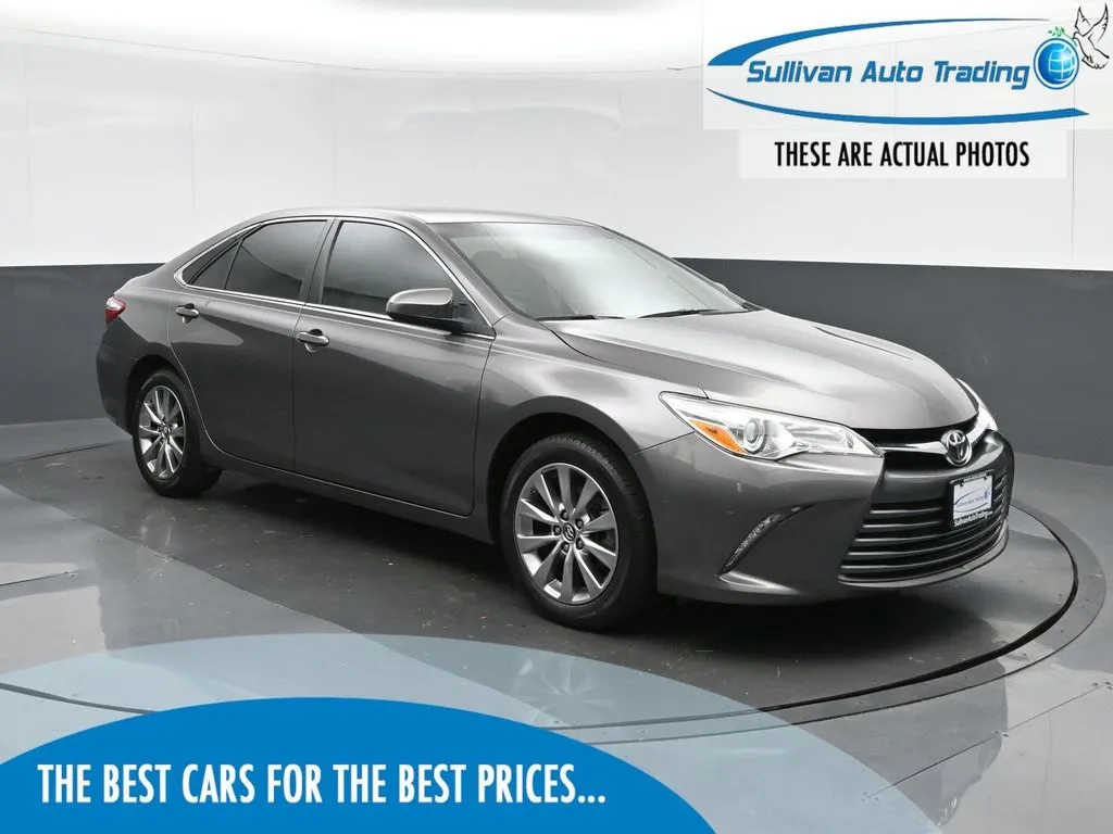 Gray 2017 Toyota Camry XLE for sale in Fredericksburg, VA