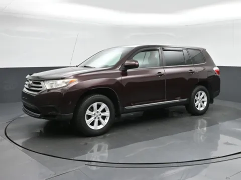 Another view of 2012 Toyota Highlander for sale in Fredericksburg, VA at Sullivan Auto Trading Fredericksburg