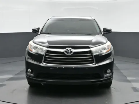Photos of 2016 Toyota Highlander Limited for sale in Fredericksburg, VA at Sullivan Auto Trading Fredericksburg