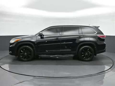 More photos of 2016 Toyota Highlander Limited at Sullivan Auto Trading Fredericksburg, VA