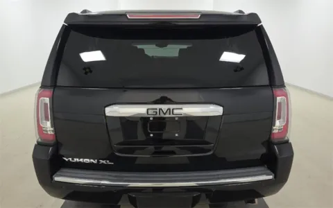 More photos of 2018 GMC Yukon XL Denali at Sullivan Auto Trading Fredericksburg, VA