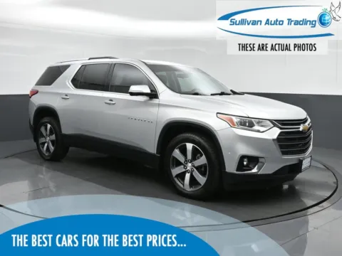 Silver 2018 Chevrolet Traverse 3LT for sale in Fredericksburg, VA