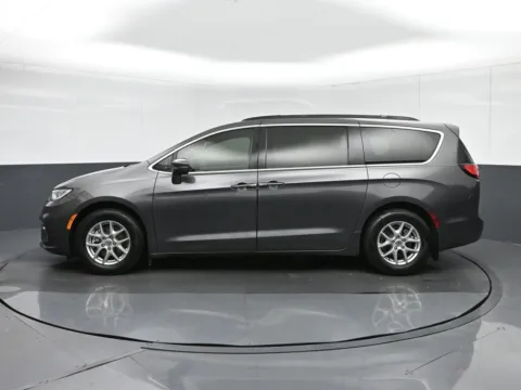 More photos of 2021 Chrysler Pacifica Touring at Sullivan Auto Trading Fredericksburg, VA