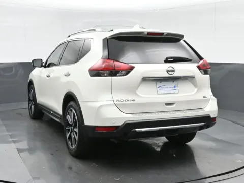 More photos of 2019 Nissan Rogue SL at Sullivan Auto Trading Fredericksburg, VA