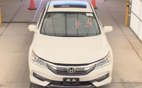Photos of 2016 Honda Accord EX-L for sale in Fredericksburg, VA at Sullivan Auto Trading Fredericksburg