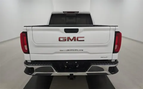 More photos of 2020 GMC Sierra 1500 SLT at Sullivan Auto Trading Fredericksburg, VA