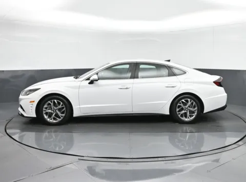 More photos of 2023 Hyundai Sonata SEL at Sullivan Auto Trading Fredericksburg, VA