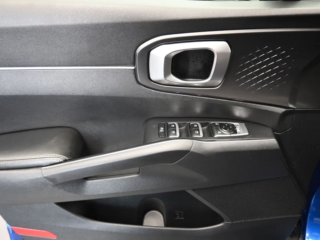 2022 Kia Sorento S photo 4