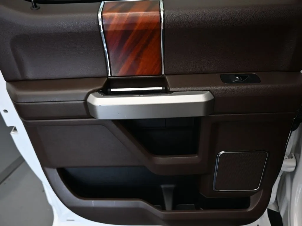 2019 Ford F-150 King Ranch photo 12