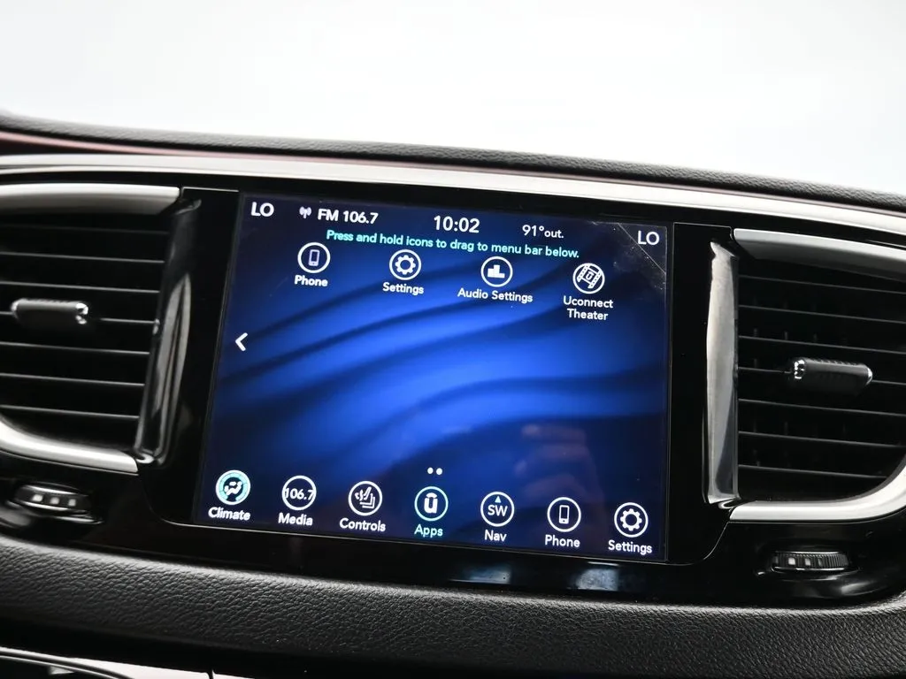 2020 Chrysler Pacifica Touring Plus photo 30