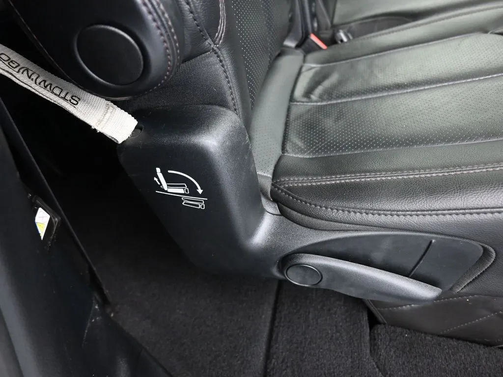 2020 Chrysler Pacifica Touring Plus photo 17