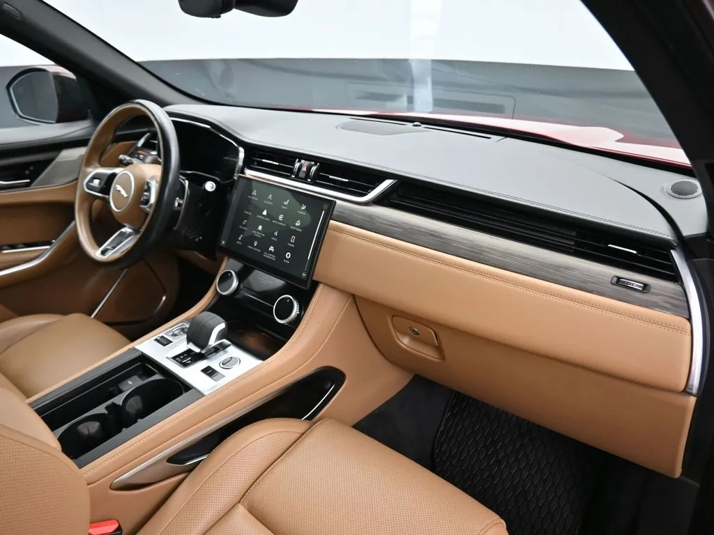 2023 Jaguar F-PACE P250 S photo 30